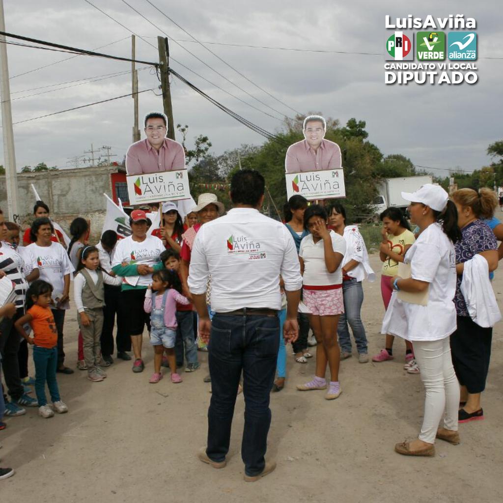 LuisAvinaB's tweet photo. Día 8: Caminé de la mano de vecinas y vecinos de San José del Durán, Los Troncosos y Santa Lucía.  #SéComoAyudarte http://t.co/SOsBUSxngw