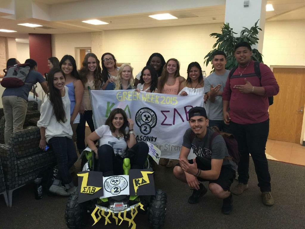 CSUSBBETAS's tweet photo. #Δistrict2 #ΚΔ #ΣΛΒ #CSUSBGreekWeek @KappaDeltaCSUSB http://t.co/Dh4mK5rUF7