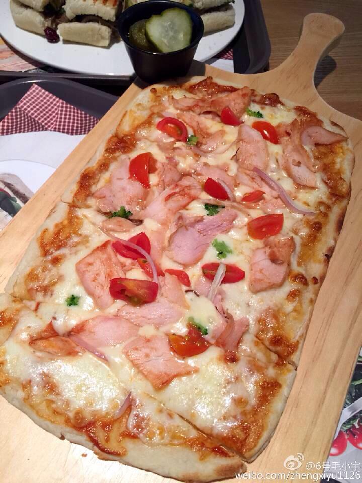 little_babyyy's tweet photo. อาหารร้านพี่จุนฮยอง น่ากินมาก บิวตี้ห้ามพลาด 👍🏻👍🏻 #CafeTheMed http://t.co/P3XZOI0QQm