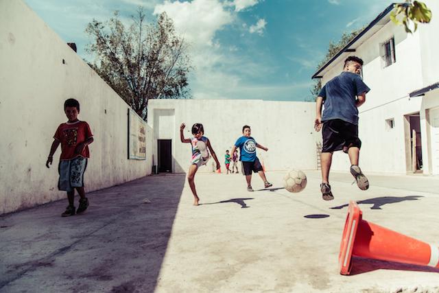 fubiz's tweet photo. Sony World Photography Awards Winners 2015 http://t.co/HOgicBezjO http://t.co/B1kwD2mllO