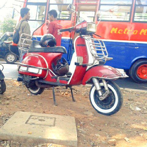 muhammad_ucup's tweet photo. Min sory nyepam kira" ane mau tawarin nih exvel 2003 cod jaktim wasap 089653796289 @Vespisti_ID http://t.co/PEWuBGv3CS