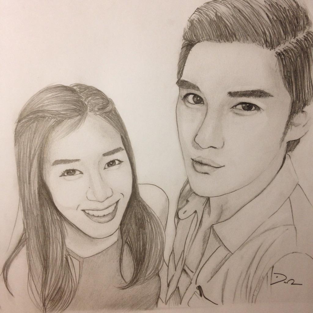MookFanart's tweet photo. @Kullacha_Mook @FLUKEFLIC ยินดีต้อนรับเข้าสู่รายการอาหารแช่แข็ง!!!  🍱 #คิดถึง #FM34 #AF10 #MookGallery http://t.co/juTRzkZvxd
