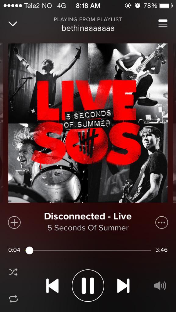 fivesosjustin's tweet image. CURRENTLY WARMING UP FOR MY 5SOS CONCERT ✌🏽️🎸🎶 #ROWYSOTour #ROWYSOnorway #livesos