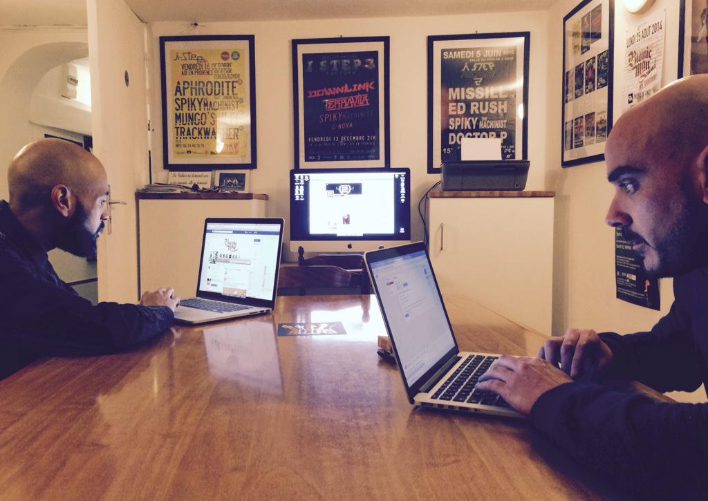 BionicManSound's tweet photo. Back office !!!! #bionicmansound #BlackCastleMusic #QG http://t.co/uEyOvu62K4