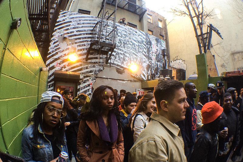 dfsnyc's tweet photo. "LAELO RELEASE PARTY AT RIVINGTON CLUB"
http://t.co/VFLLaYd9gj
@alifenewyork @rivington_club @Laelo202 http://t.co/Yv7HkyMkdM