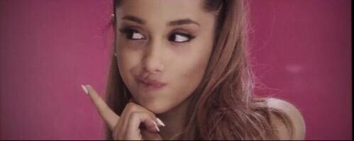 marielIeryanne's tweet image. #1YearSinceProblem 💗