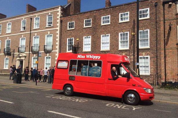 TLbusiness's tweet photo. .@Visualsoft celebrates awards success with ice cream for employees http://t.co/gMtEBs3ZN7 http://t.co/AxcqveFkqo