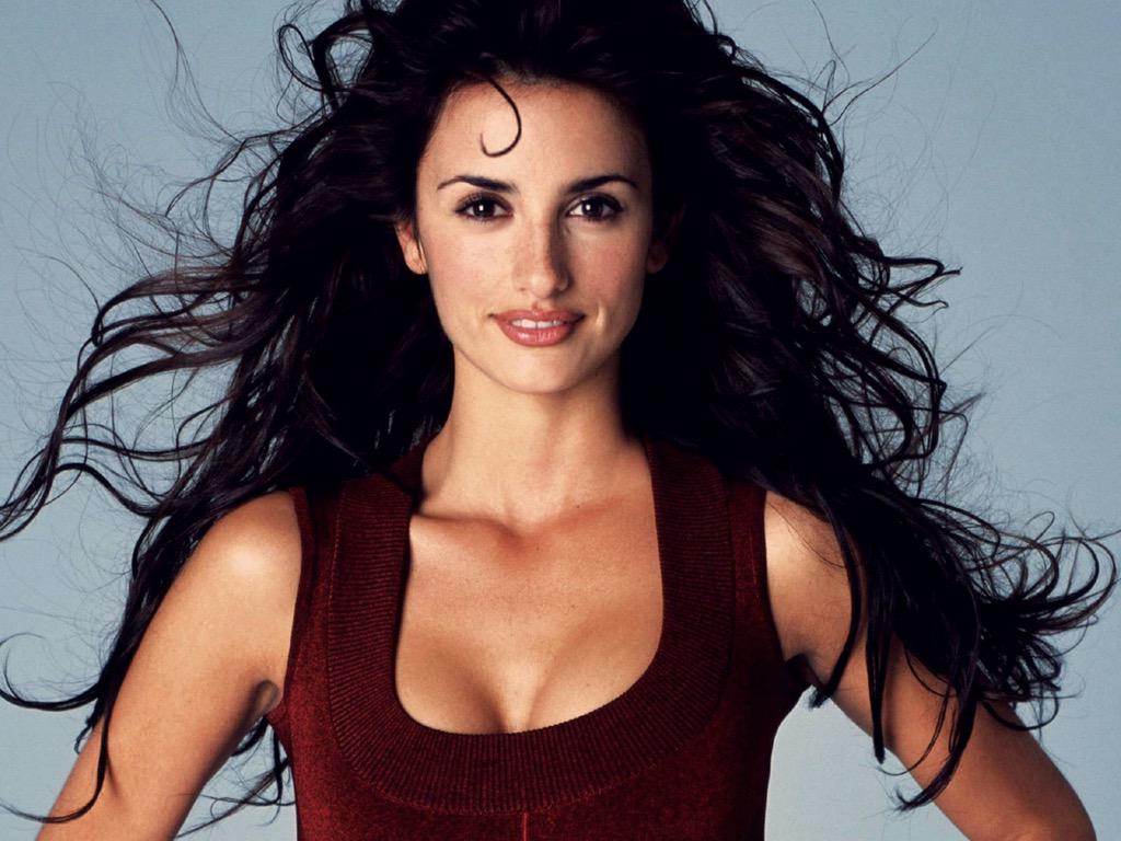 Happy Birthday to the most beautiful girl on the planet Penelope Cruz 