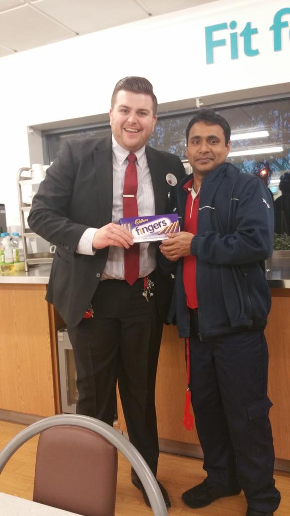 "<a href="/SwiftyMoney/">Bradley Swift.</a>: 2 minute challenge at work last night.
#funatwork <a href="/SteveLewis_uk/">Steve Lewis</a> <a href="/marshacan25/">Marsha Frost</a> <a href="/dswills/">David Williams</a> @marcusakelly "