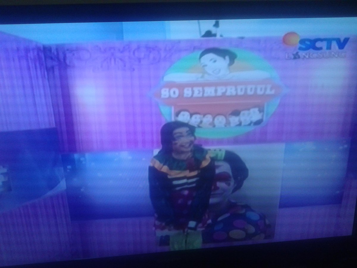 sayang2R's tweet photo. Segmen ini selalu bikin ngakak kak @dhikacungkring kereeeeeeeeeeennnn lucuuuu #SoSemprul @SCTV_ http://t.co/sgzSW2Zs8q