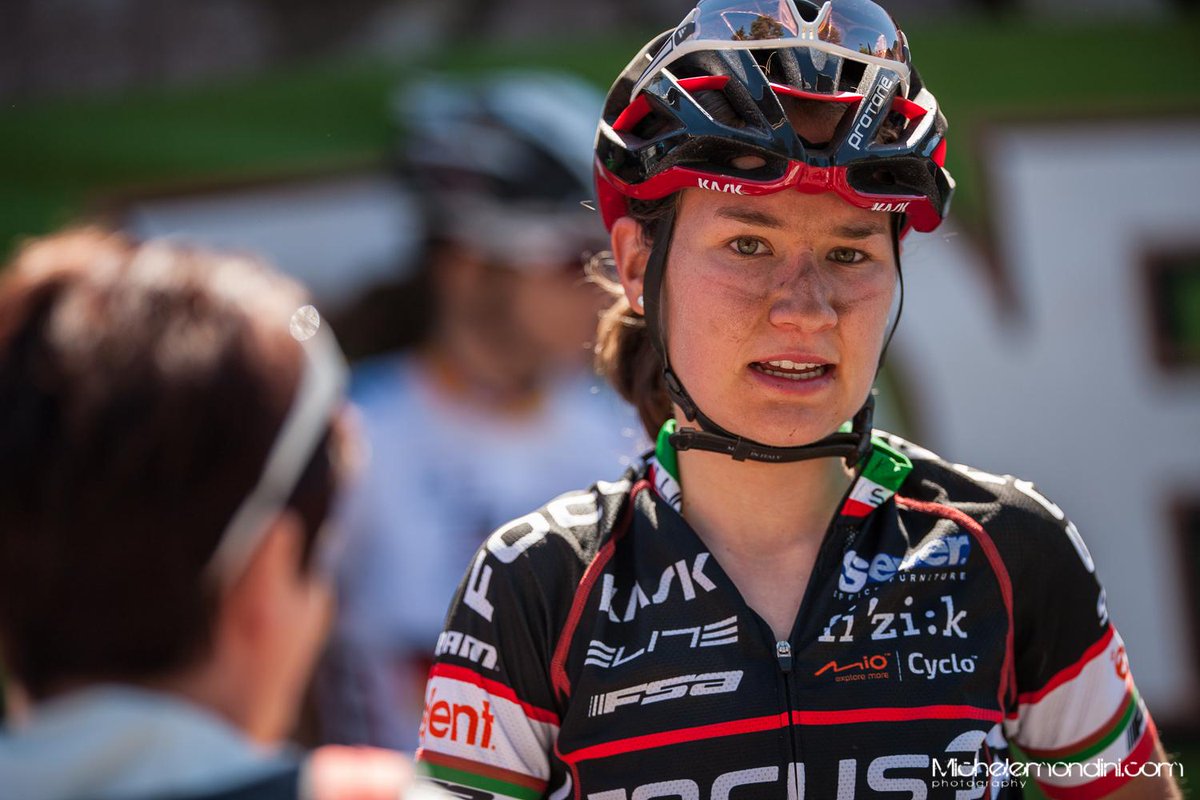 @lisaraben Rabensteiner è 3a Under ad #Haiming, Hc in Austria <a href="/Flohvogel/">flohvogel</a> di @FOCUSxcTeam vince ancora!what a engine!