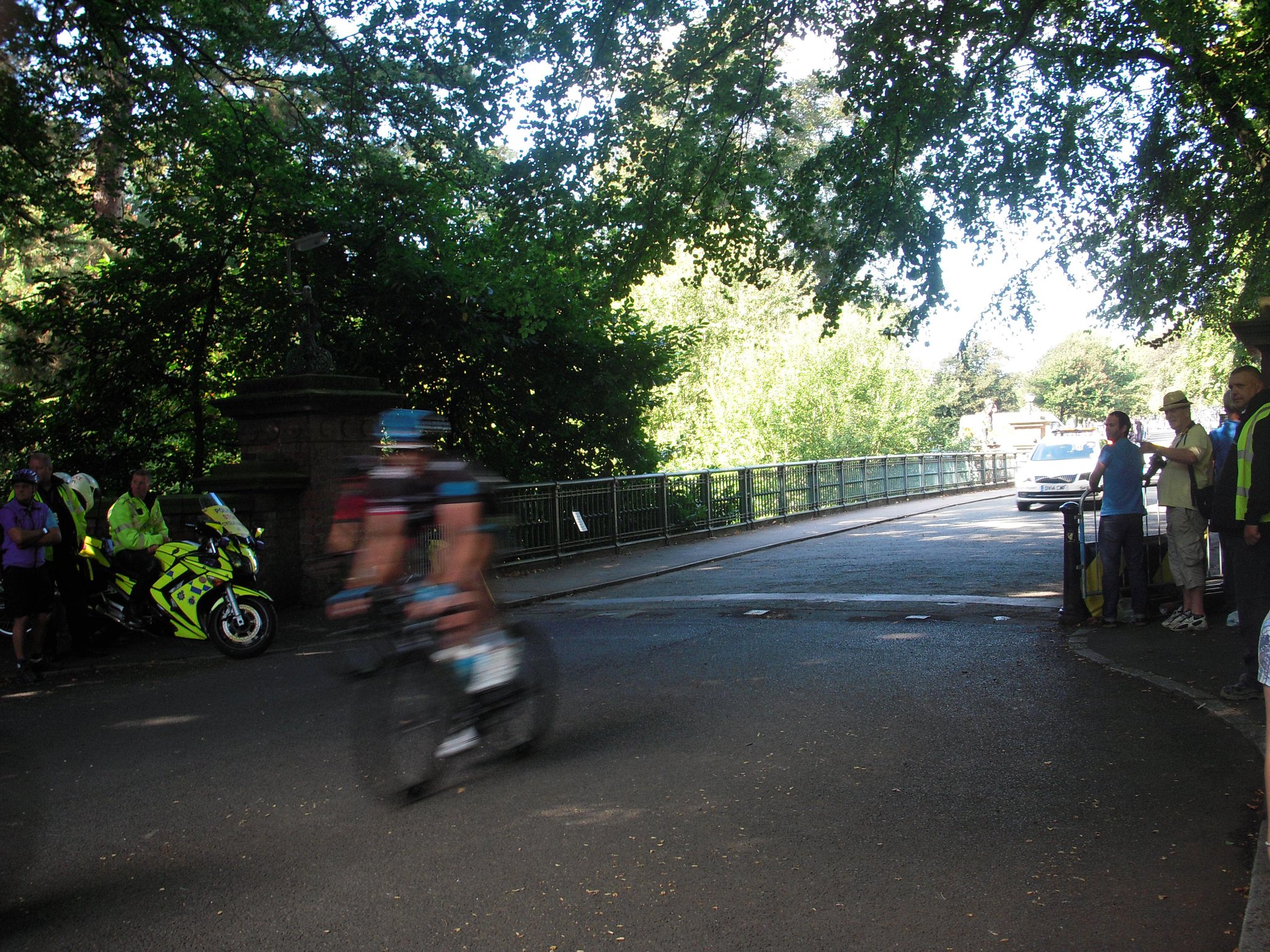 Happy Birthday to Sir Bradley Wiggins Here he is at Liverpool\s Sefton Park! 
