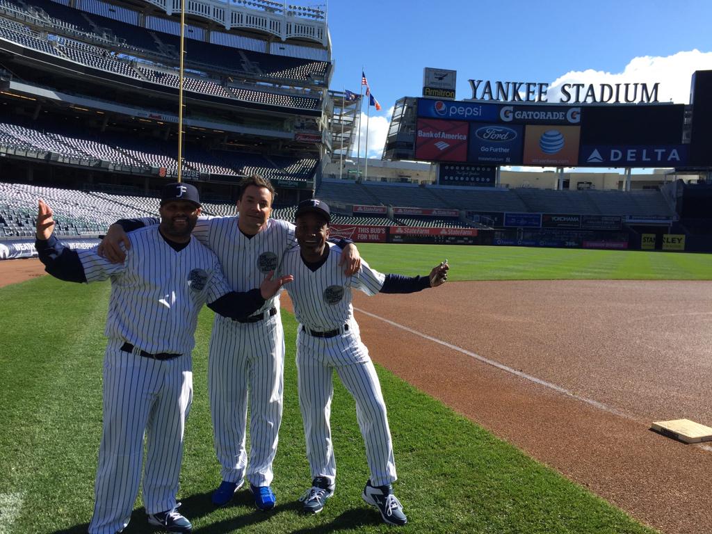 jimmyfallon's tweet image. Thank you @Yankees for letting us film a fun commercial for the Tonight Show! #FallonTonight #NewYork