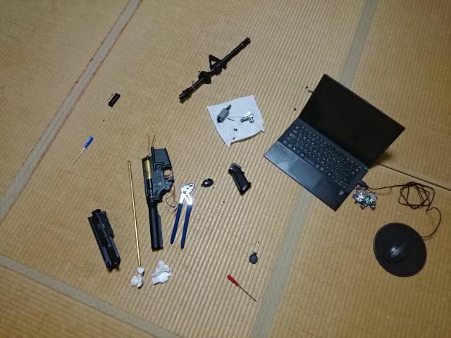 KyoheiWindows's tweet photo. M4A1解体中
設計図なしでのチャレンジ苦戦中
ヤバイ疲れる http://t.co/NCy9VSAQQp