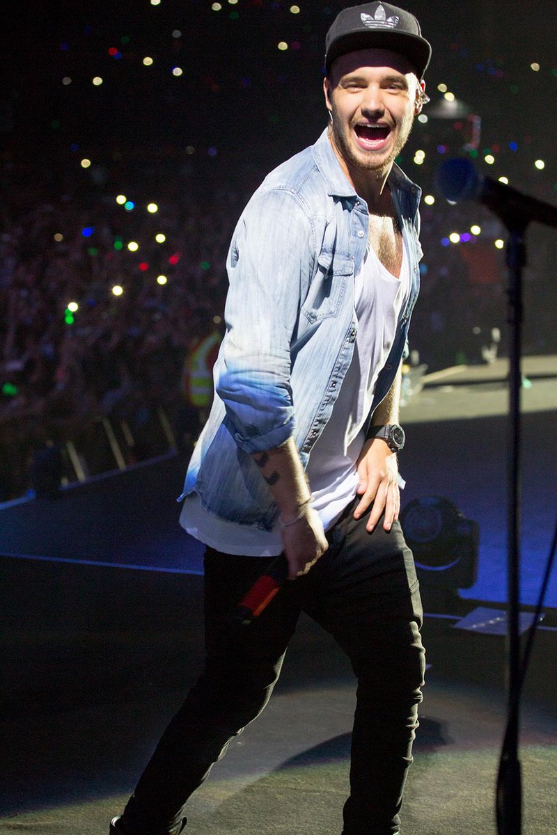 onedirection's tweet photo. Oh hey Liam. What's up? © One Direction/Calvin Aurand http://t.co/u3bkP7ASwQ