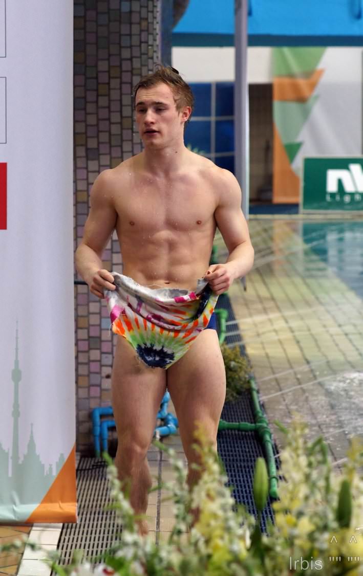 ohthosetwinks's tweet photo. Check out some more photos of diver Jack Laugher looking wet &amp; stunning in my post here: http://t.co/lFhT7mMl5x http://t.co/qbuYRrvW8U