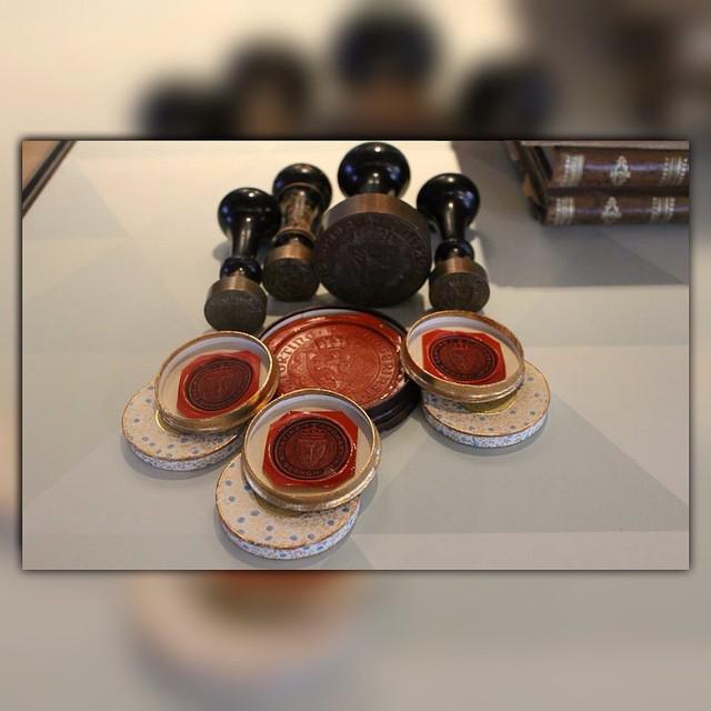 NorwayInstagram's tweet image. |Norwigian National Seal Stamp| #Storting #VisitNorway #VisitOslo #Oslo #Norway #Norge by israel003