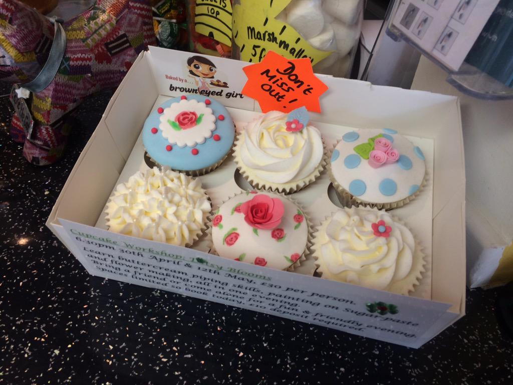 CodsallHive's tweet photo. Fancy decorating yourself some cupcakes like these?? BOOK ON TODAY! Only a few spaces left, 12th May! £30pp http://t.co/nwZwfP7Xfd