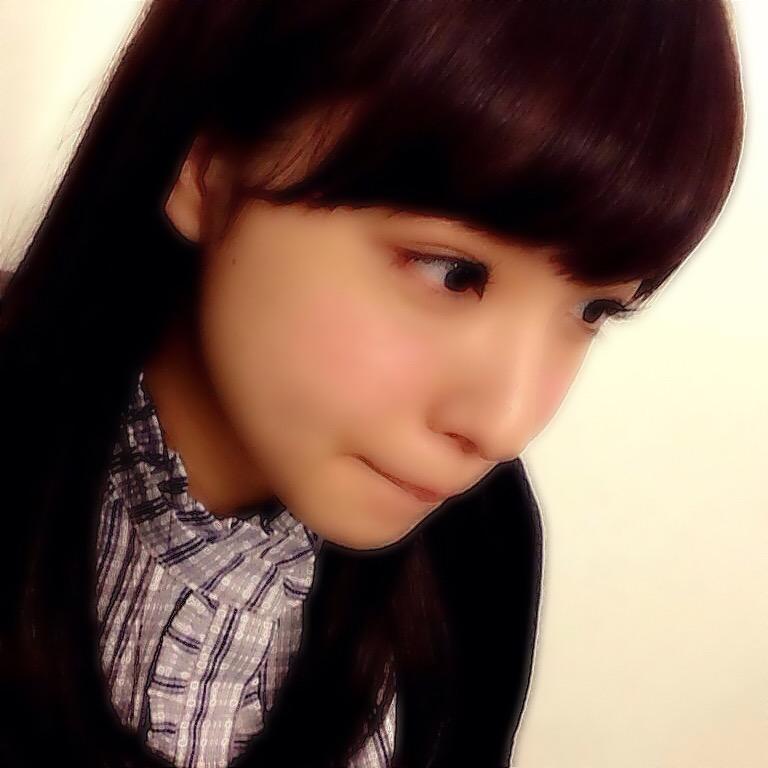 __19970223's tweet photo. .

　　  1秒でも巻き返そう  

.

　　　　　　たった1つの

.

　　RR

　　　　　　💘

　　　　　　　　　　 FF

.

　　　理由は   ..

.

　　　　　　　好きだから    💓

. http://t.co/rktLf9dJA1