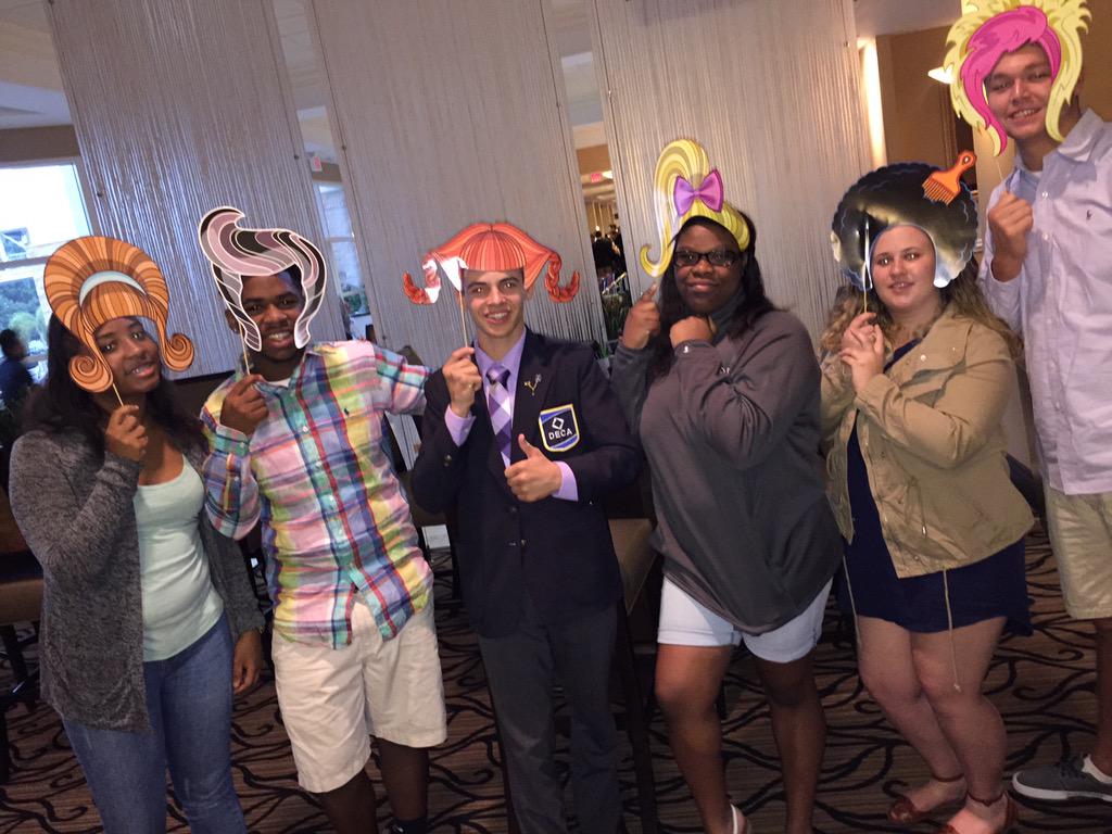 DecaTyler's tweet photo. Wishing you all the best of luck throughout your term as an incoming officer team! @ArdToby #DECAICDC 🔷🔷🔷 http://t.co/CNE2eNbtV3