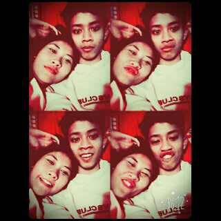 dewikartikaS5's tweet photo. Longlast terus @vinalisS http://t.co/rjMWdTfZyg