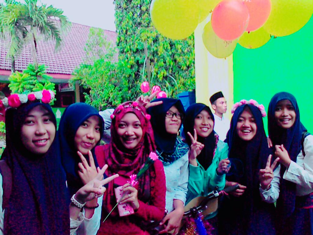 Nitha_Safitrie's tweet photo. HUT MAN =)) http://t.co/HbwkKiDTVy
