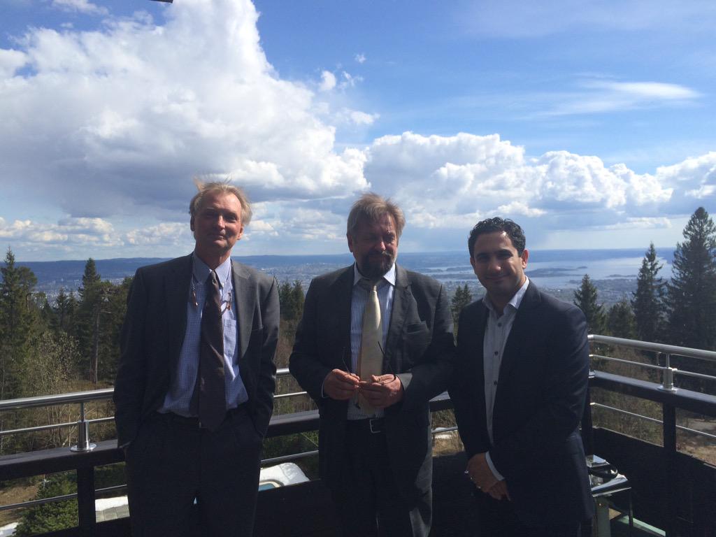 shekarabi's tweet photo. Voksenåsen. Norges nationalgåva till Sverige som tack för hjälpen under och efter andra världskriget. http://t.co/oRhQNZtD8I