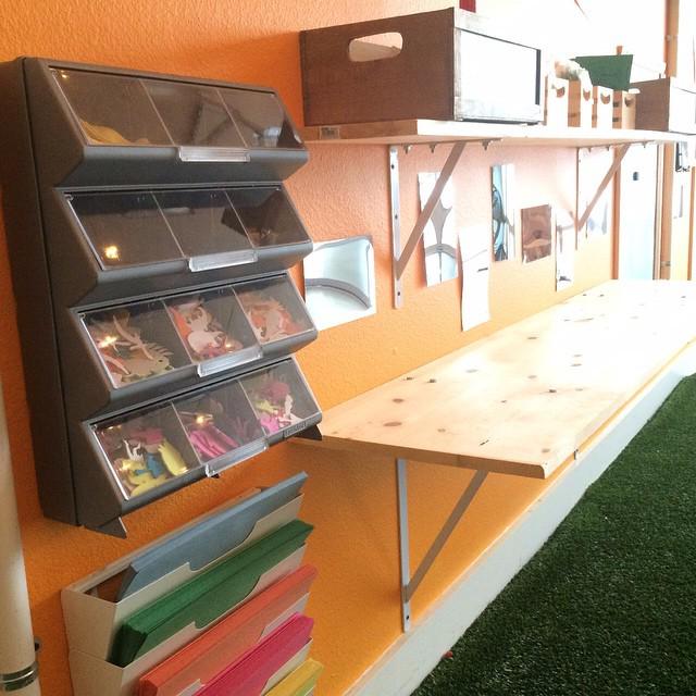 TheTreehouseSD's tweet image. The #activitywall at #sdtreehouse has this cute #create station with #stickers, #stamps, #ConstructionPaper #kids c…