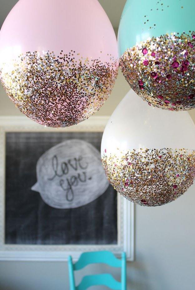 charmingpets1's tweet photo. These glitter balloons could provide a sparkling sky for kids to fall asleep to.

#kids #kid #baby #babies #play http://t.co/C64tF9OiVJ