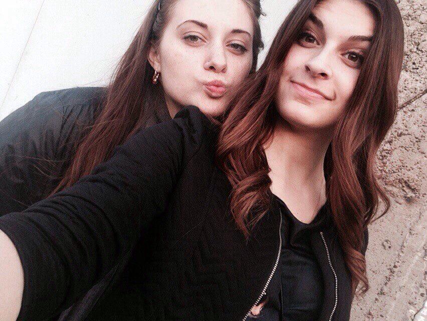 SashkaTuta's tweet photo. Люблю мою любимую 😘 http://t.co/tMqe1ckQg4