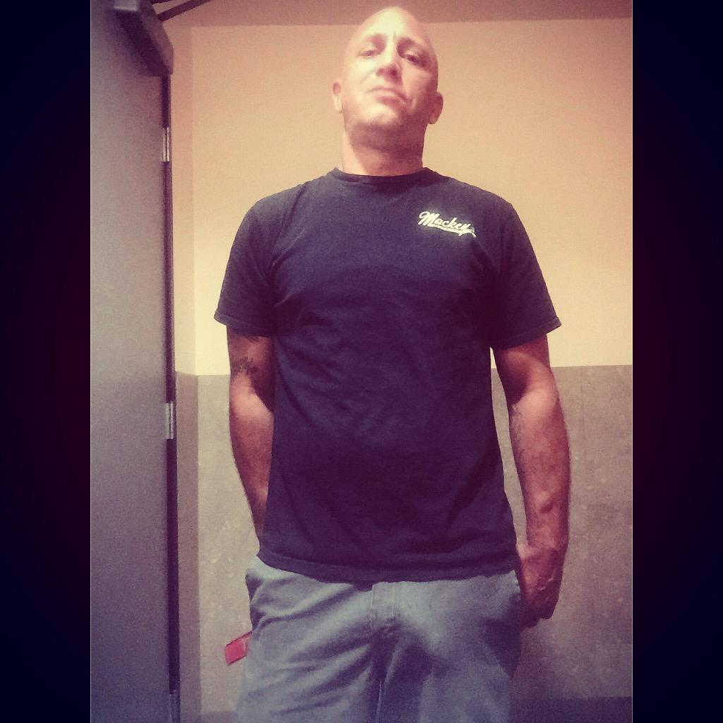Colt_SteelXXX's tweet photo. Yeah I took selfie. #FuckGood #IsThat #YesItIs #StopStaringYouPerv #BuiltForSin #TeamGirth #DomLife #Submit http://t.co/XTkSAsUS0Q