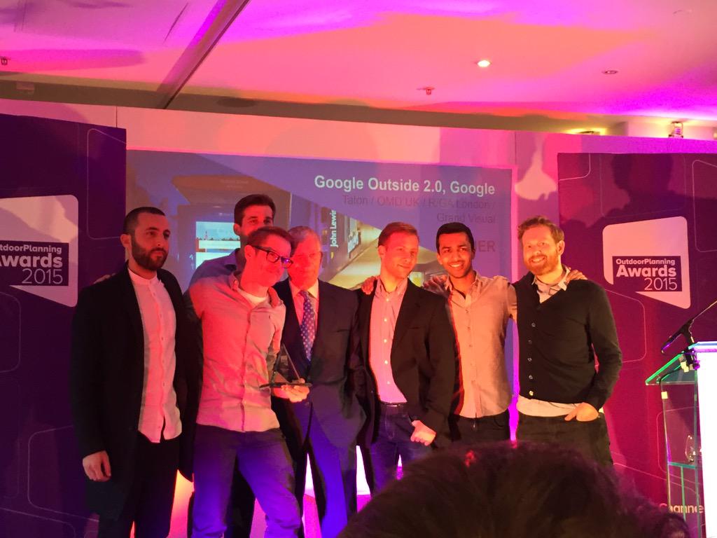 TalonOOH's tweet photo. WINNER! @google Outside 2.0 wins Best Use of Digital in Outdoor #OPA15 @OMD_UK @GrandVisual @RGA http://t.co/6FM6VTxwNw