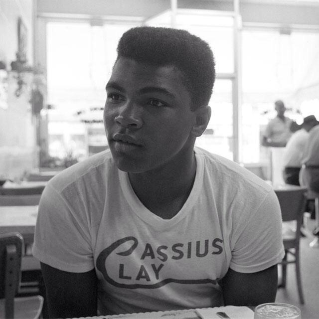 SuccessGoalsBRO's tweet photo. "I've never let anyone talk me into not believing in myself." ~ Muhammad Ali http://t.co/bKywye0VjQ
