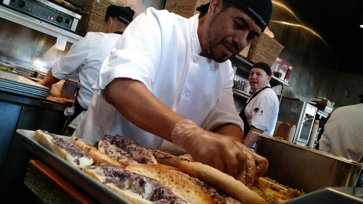 XocoChicago's tweet photo. On-demand tortas! We're cooking like crazy for today's #UberEats launch. Open @Uber_Chi app, order lunch http://t.co/K6yBEXmASZ