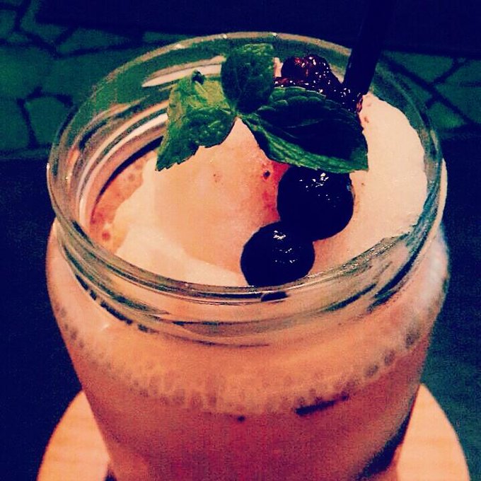 Refreshing! #drink #break ?❤ http://t.co/tvAOgaMTxo