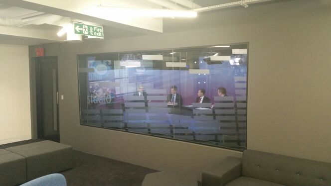 Goonerreed's tweet photo. Henning Holter @TungstenNetwork, Simon Walters @headlinefd + Chris McLean @GrantThorntonUK in Incisive's  studio! http://t.co/BPEBhTHoHL