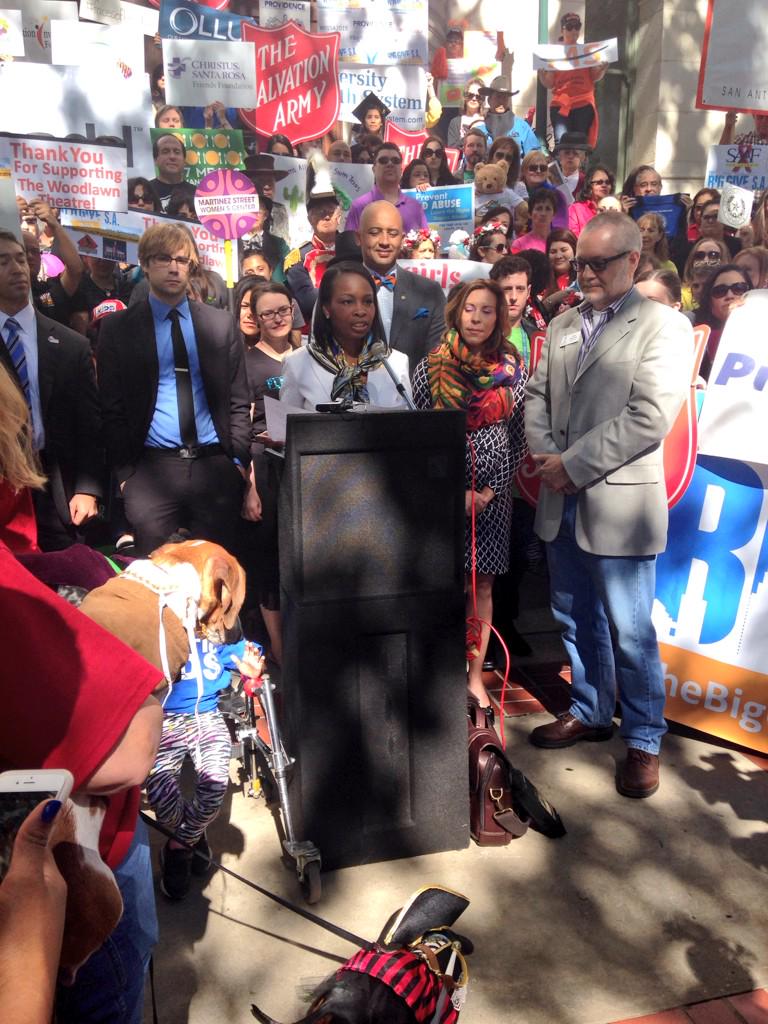 SAAFdn's tweet photo. Mayor @IvyRTaylor speaking at @TheBigGiveSA #BGSA2015 press conference http://t.co/49Rl3ETbC9