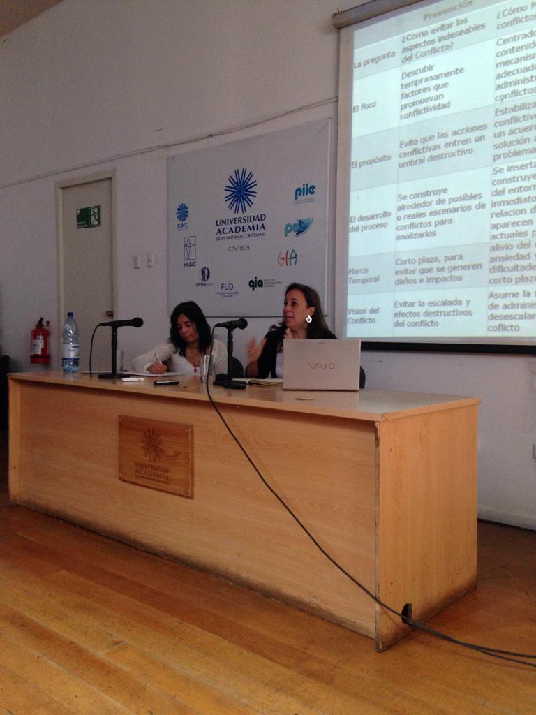nela98's tweet photo. Mitzy Canessa: "Los conflictos desde la mirada de la transformación son oportunidades de cambio" @Info_SMAmbiente http://t.co/SGfNldQwVK