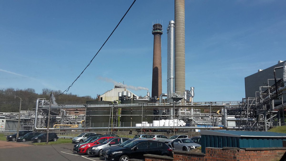 TheRussellTrust's tweet photo. Photographs taken at the Tullis Russell Mill in Glenrothes one sunny day last week. http://t.co/e0xWhCdsmS
