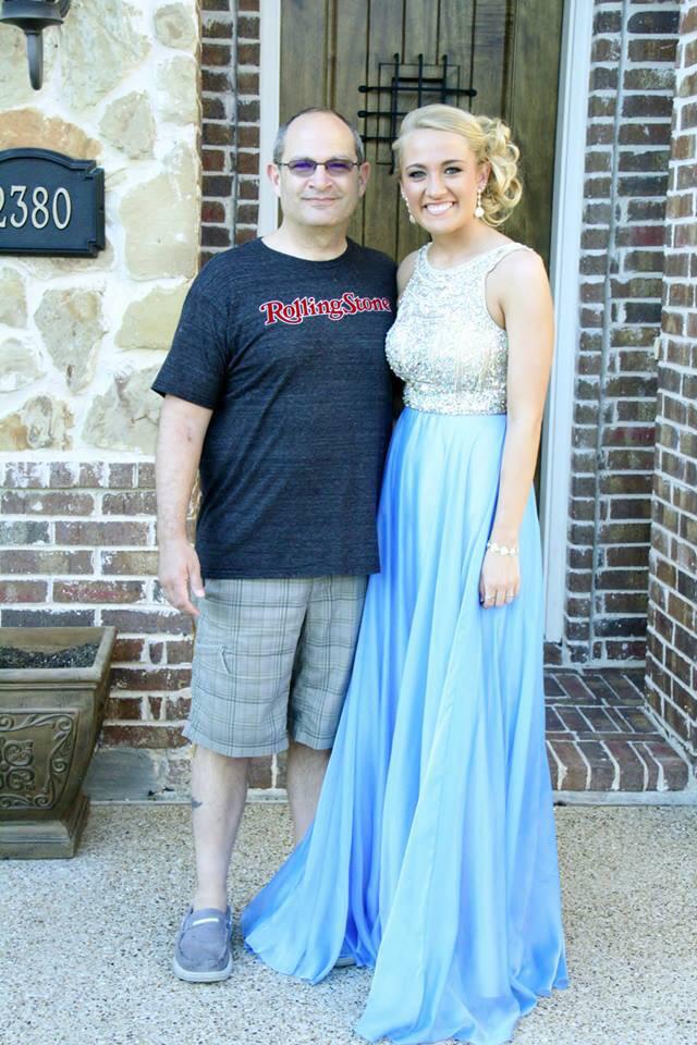 savirwin8's tweet photo. thankful for everything you two do for me💙 I love yall☺️ http://t.co/cBk7BzS0Gf