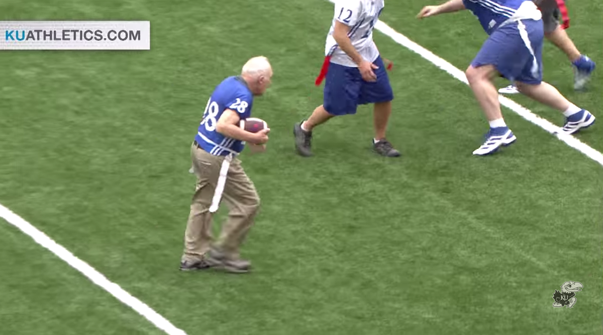 espn's tweet photo. At age 89, WWII veteran and former KU football player Bryan Sperry scored an alumni game TD: http://t.co/3OVoc5cuFy http://t.co/0pHeedwJn8