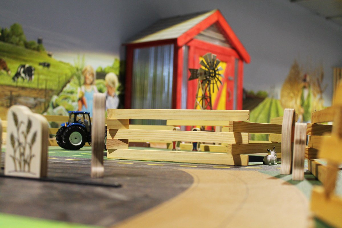 Dan Hedge tweet media