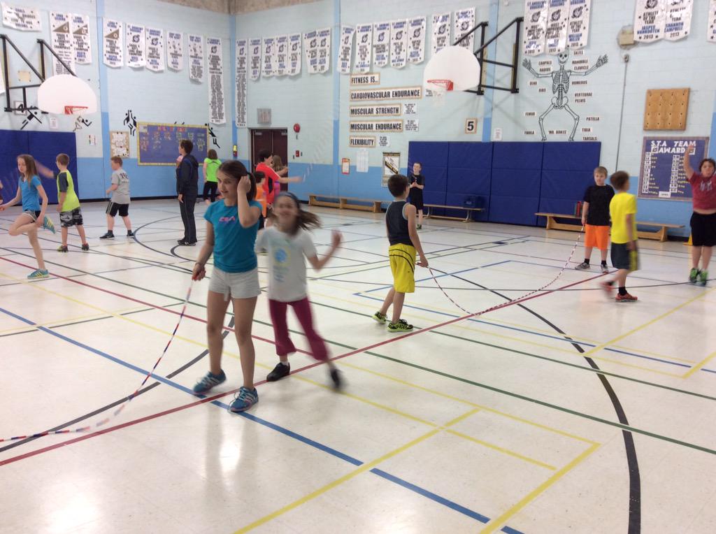 STAdragonsPE's tweet image. Practicing for jump rope for heart on Thursday!  Skipping is a great fitness tool! #jumpropeforheart #cardiowork