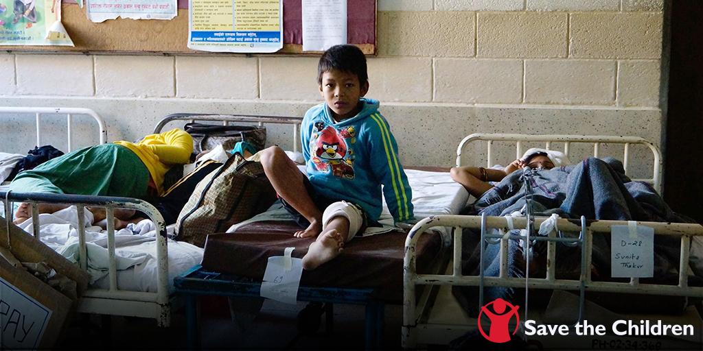 SaveChildrenEs's tweet photo. Estamos haciendo todo lo posible para mantener a los niños a salvo. Ayúdanos, si puedes dona  http://t.co/6soNczoTel http://t.co/QRSWtertt0