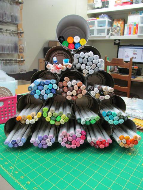 markeruniverse's tweet photo. More #CopicStorage -this one works great, less pricy... http://t.co/4Zvw7tbEKI http://t.co/qGLG5ewON6