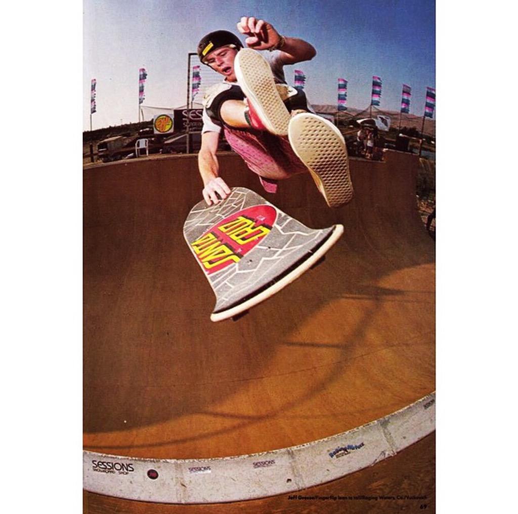 finger flip skateboard