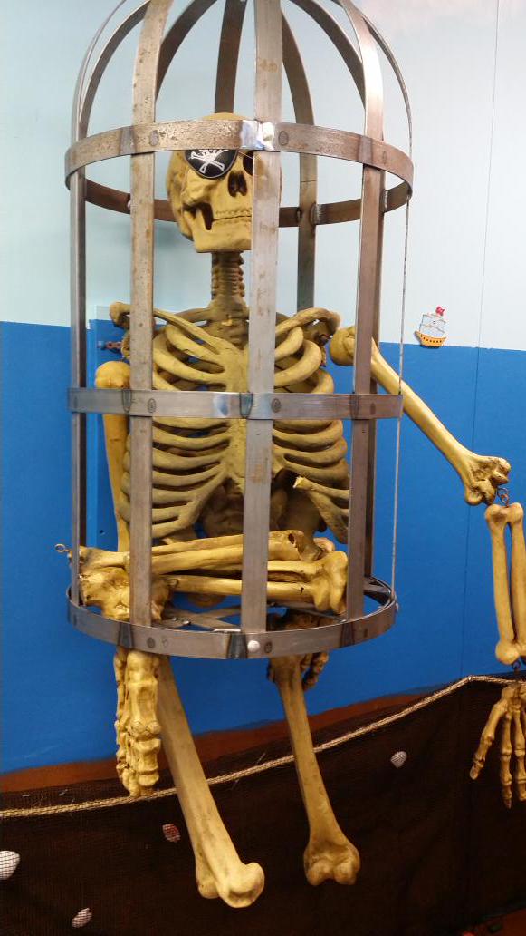 TheHourSC's tweet image. The pirates are ready to lock you up!