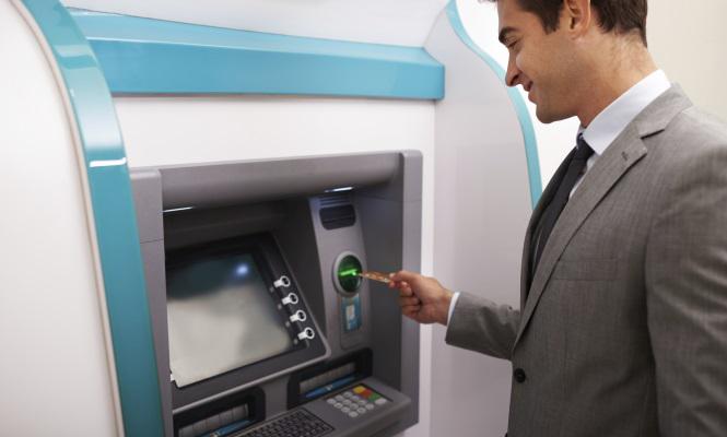 elEconomistaes's tweet photo. Guía para evitar el bloqueo de tu cuenta bancaria el 30 de abril http://t.co/viiUPYutyu http://t.co/qtOZR0ikr4