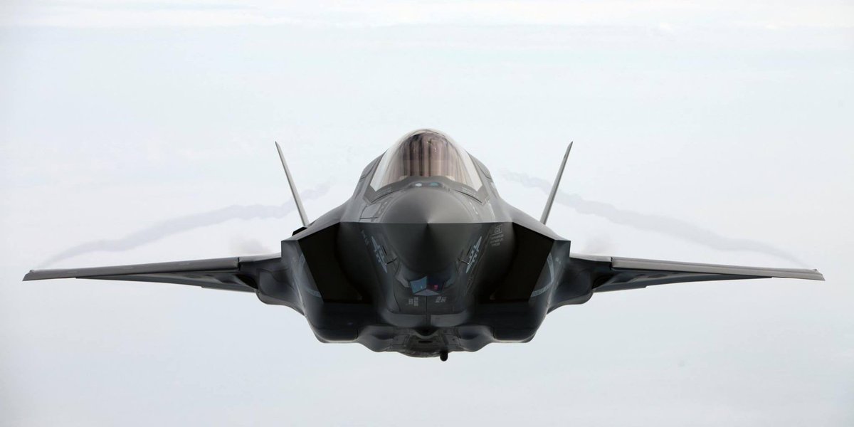 USMC's tweet photo. #Marines &amp; @usairforce participate in exercise to train w/ F-35B @ Nellis AFB.

Read More: http://t.co/klF4uszaPx http://t.co/oFQGKXJKao