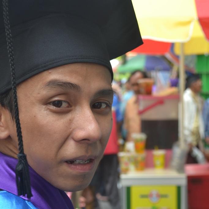 respec_PKL's tweet photo. Selamat atas wisudanya dr anggota RESPEC vivir#002 ..semoga cepat dapat kerjaan http://t.co/jSIM0efzGa